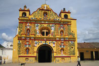Ad: Guatemalan Church Seeks Colour-Blind Architect